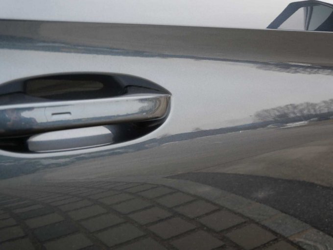 Lackschäden Türe vorne rechts