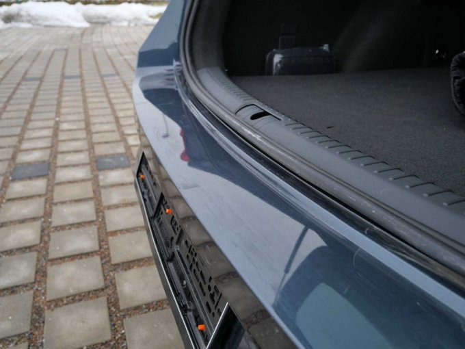 Beschädigung Ladekante