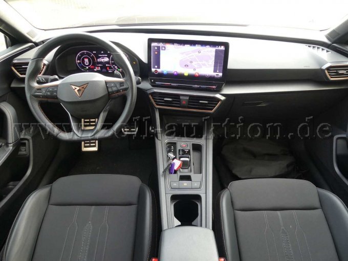 Gesamtansicht Armaturenträger