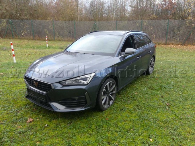 Frontansicht vorn links