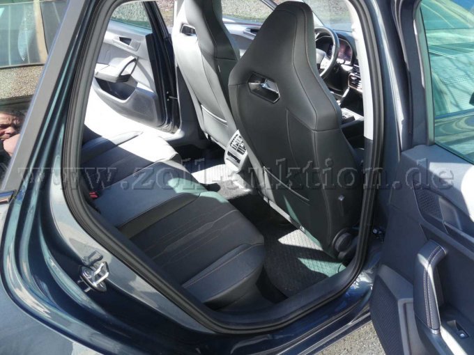 Innenansicht hinten rechts