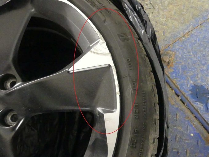 Schaden Felge Sommer