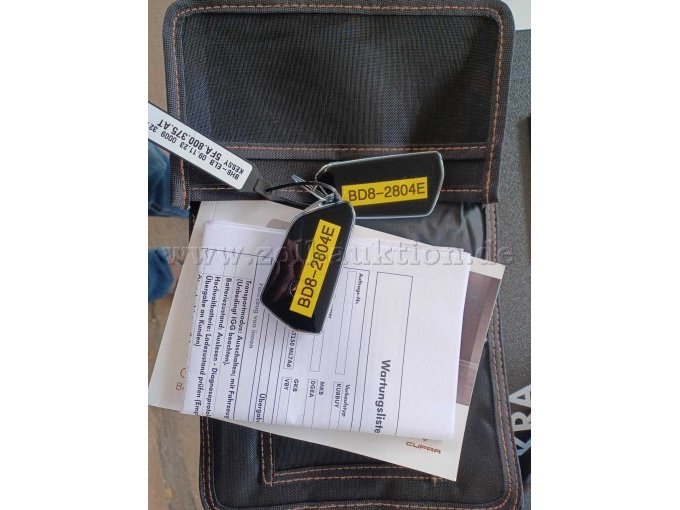 Bordliteratur und Schlüssel