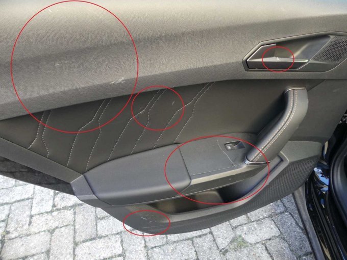 Beispiel-Schaden Türverkleidung