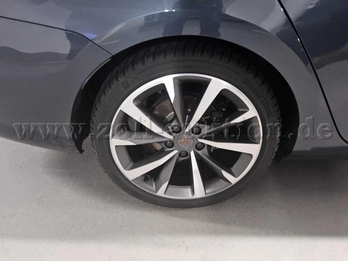 Fahrbereifung hinten