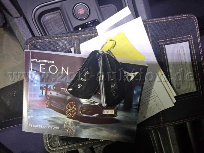 Bordliteratur und Schlüssel