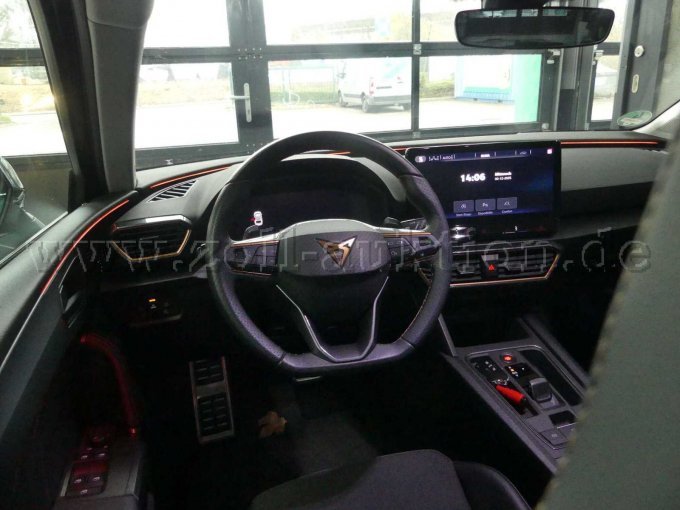 Innenansicht vorn links