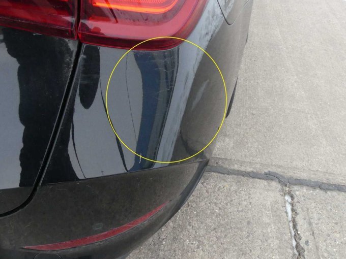 Kratzer Stoßfänger hinten