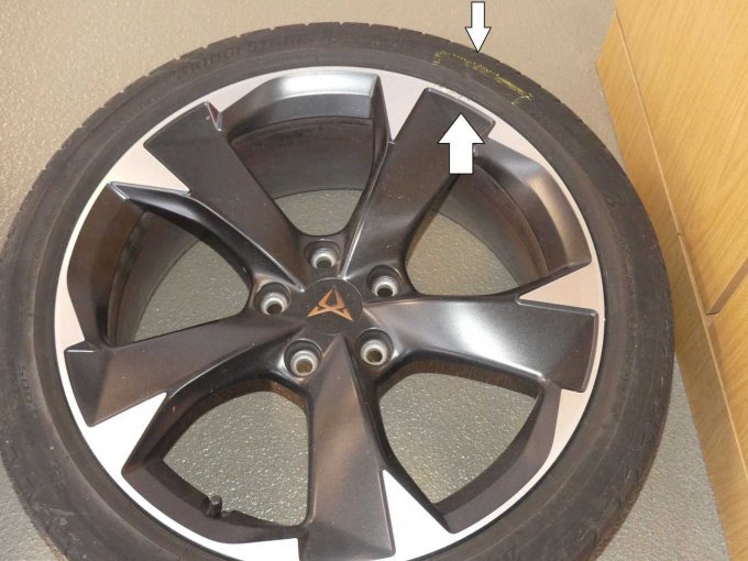 Beschädigung Sommerleichtmetallrad 1