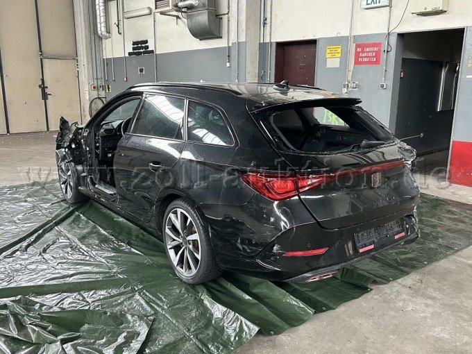 Heckansicht hinten links