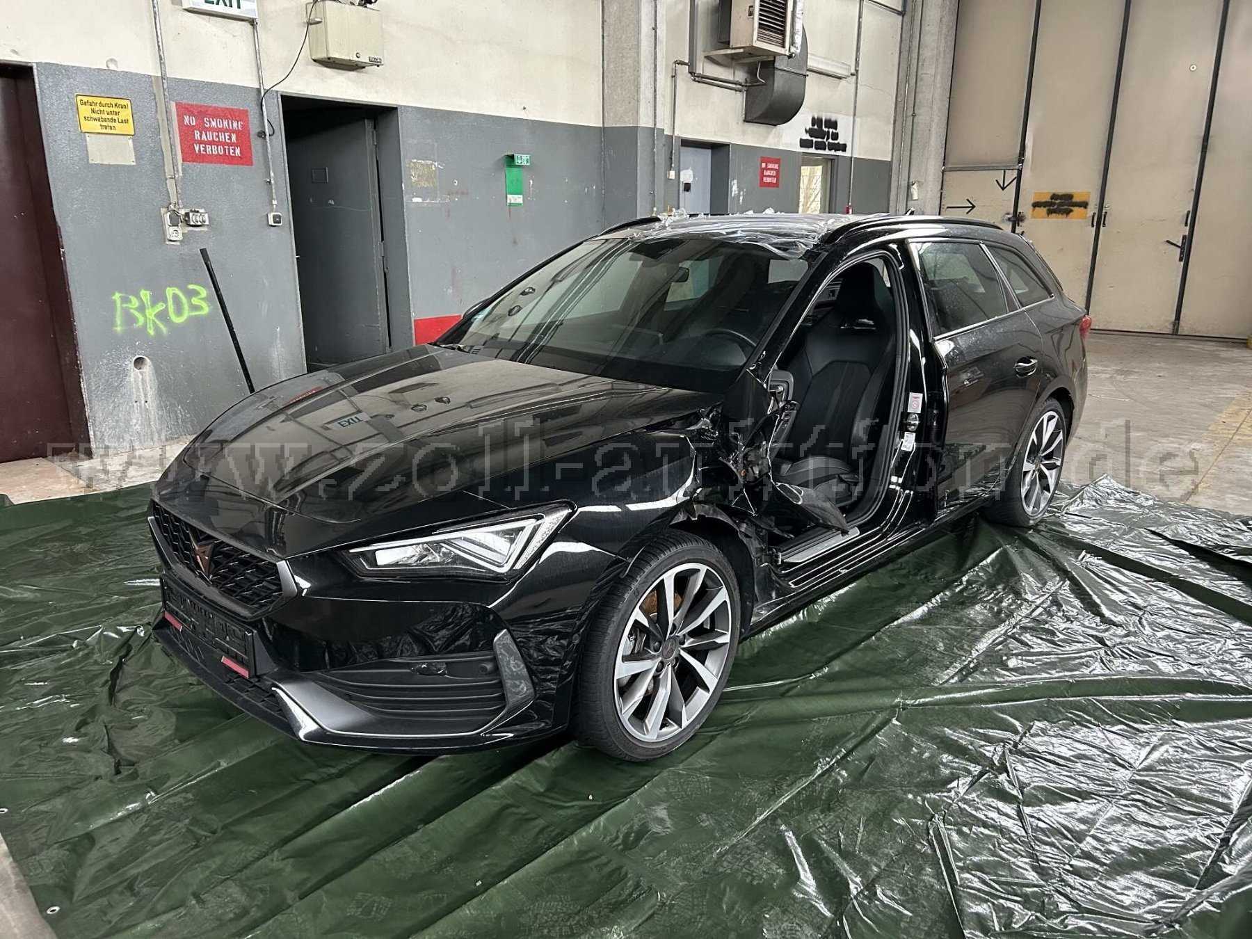 Frontansicht vorn links