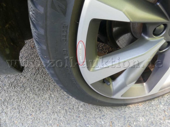 Alufelge hinten rechts beschädigt