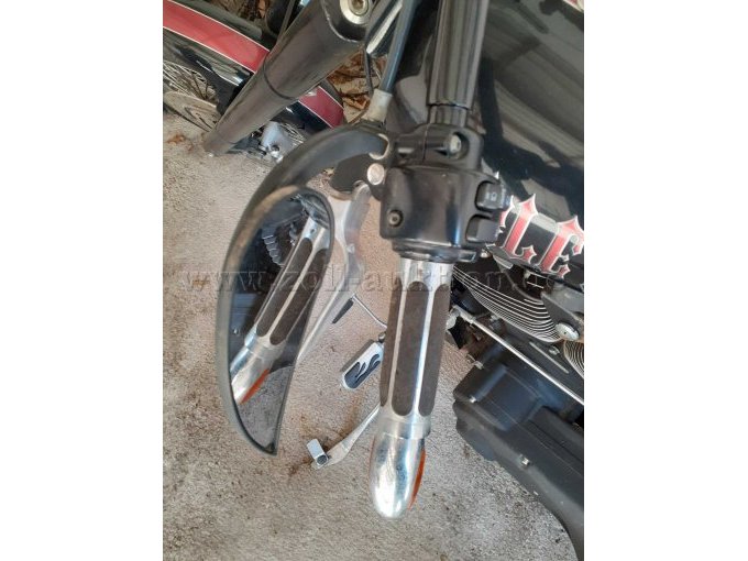 CustomBike Harley Davidson, linke Lenkerseite