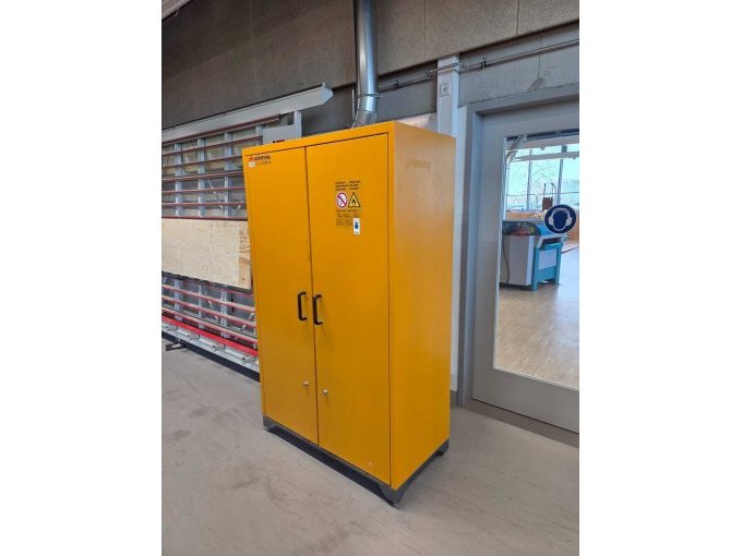 Ansicht vorne rechts