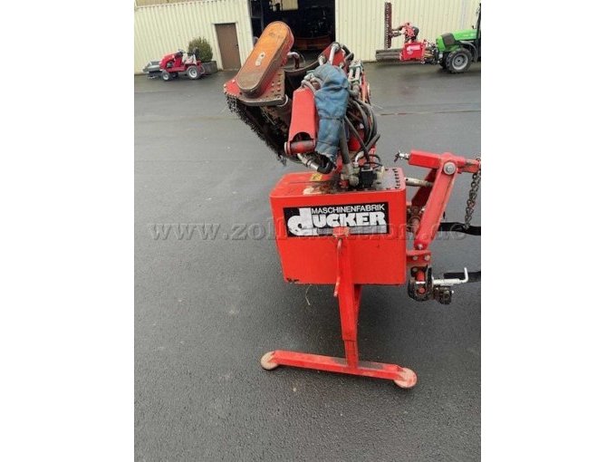 Ansicht von der Seite rechts