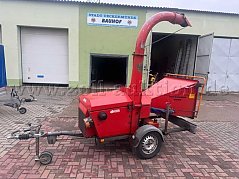 Seitenansicht komplett der Motorhackmaschine