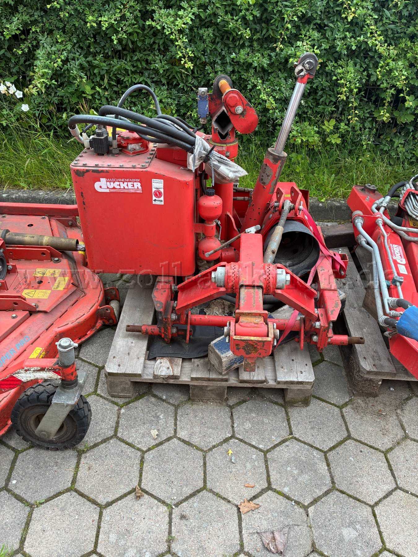 1 Dücker KBM 350 Auslegearm - Defekt / Ersatzteilspender