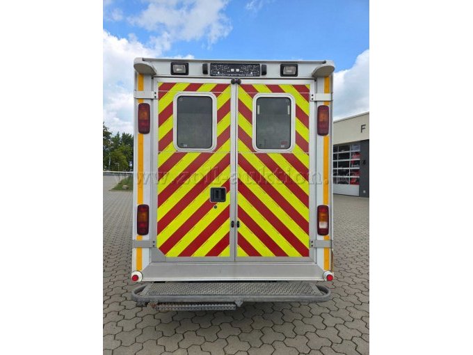 1 DAIMLER-BENZ, Marke 904.6, Feuerwehr Werkstattwagen, defekt, Bastlerfahrzeug – foto 7 – kavel bij Zoll-Auktion, Beelitz