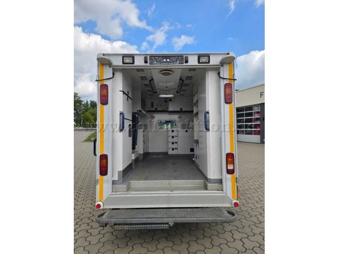 1 DAIMLER-BENZ, Marke 904.6, Feuerwehr Werkstattwagen, defekt, Bastlerfahrzeug – foto 8 – kavel bij Zoll-Auktion, Beelitz