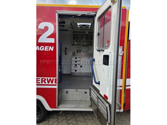 1 DAIMLER-BENZ, Marke 904.6, Feuerwehr Werkstattwagen, defekt, Bastlerfahrzeug – foto 13 – kavel bij Zoll-Auktion, Beelitz