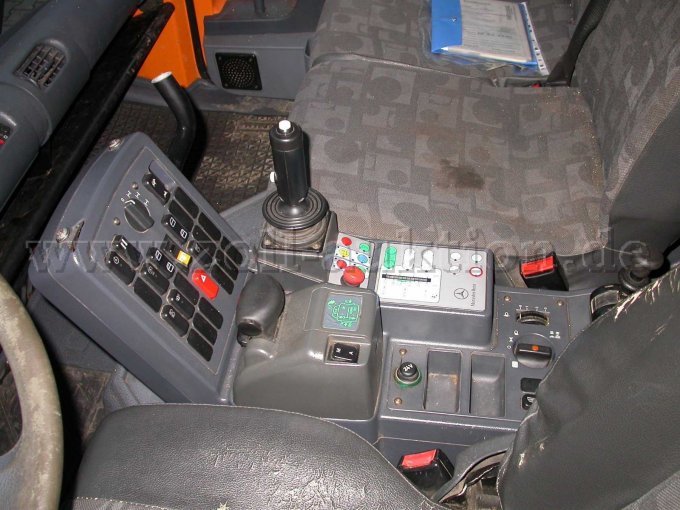 Cockpit 2