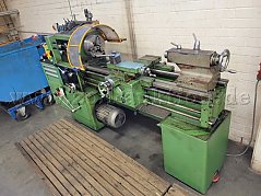 Voest DA 210 Drehmaschine mit Leit- und Zugspindel - Ansicht rechts