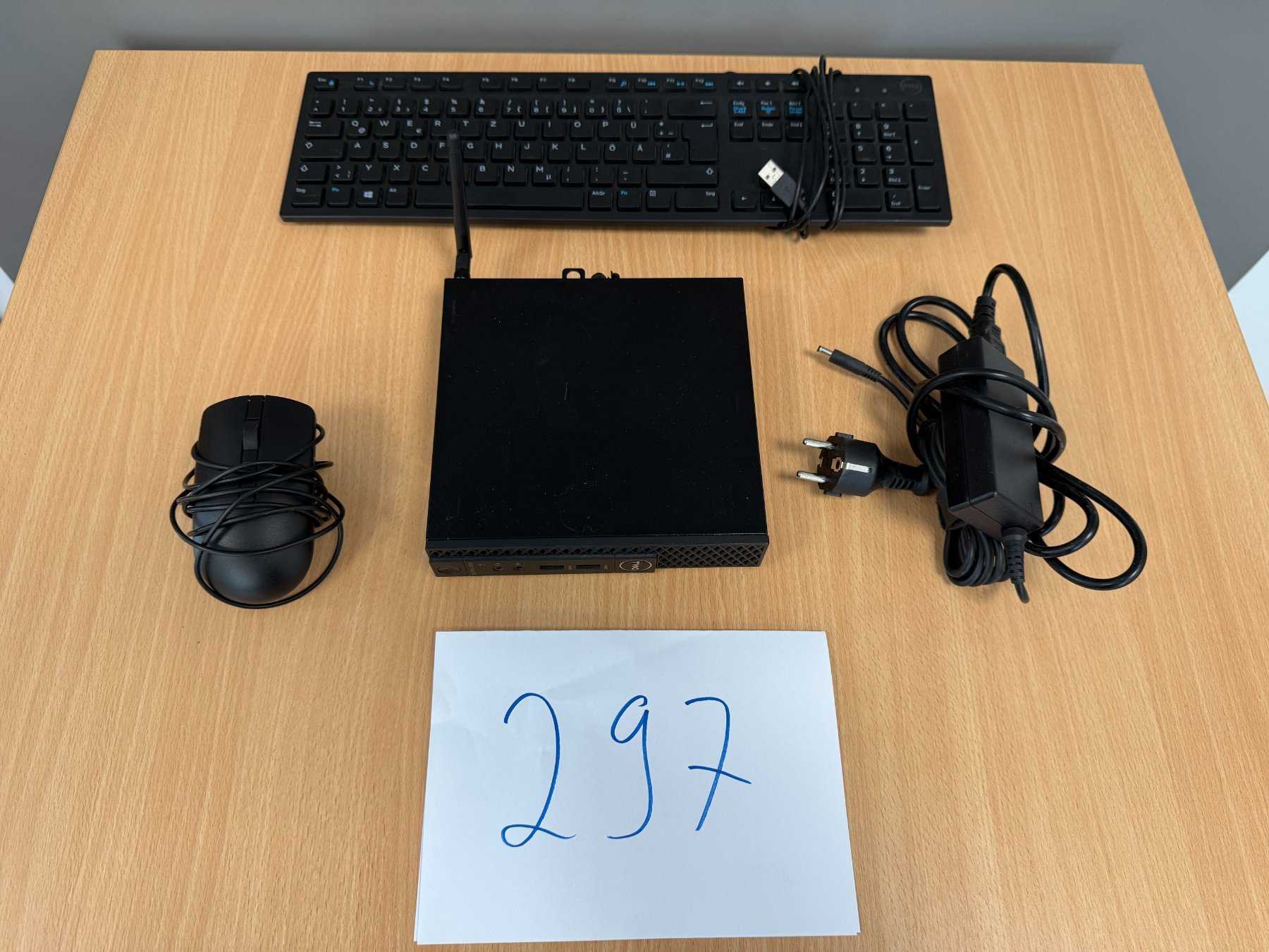 DELL OptiPlex 3050 MFF MFXX8
Gesamtansicht
