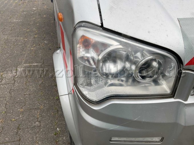 Scheinwerfer rechts