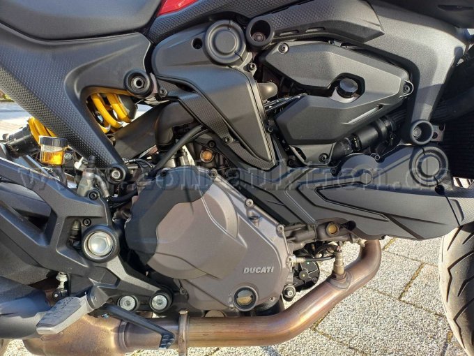 Ducati Monster rot - Motorblock rechte Seite