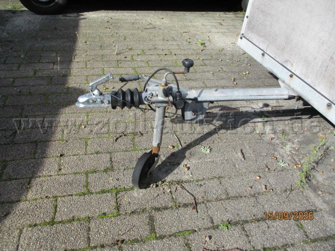 1 DUIS Anhänger SDAH geschl. Kasten – foto 9 – kavel bij Zoll-Auktion, Oldenburg