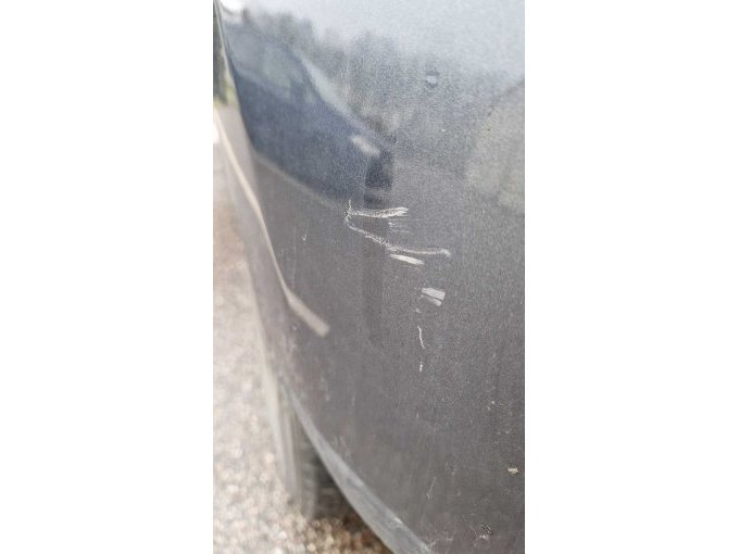 Verschrammung Stoßfänger hinten links