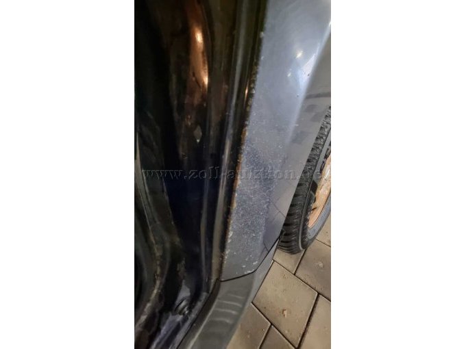 Rost bei Einstiegen hinten