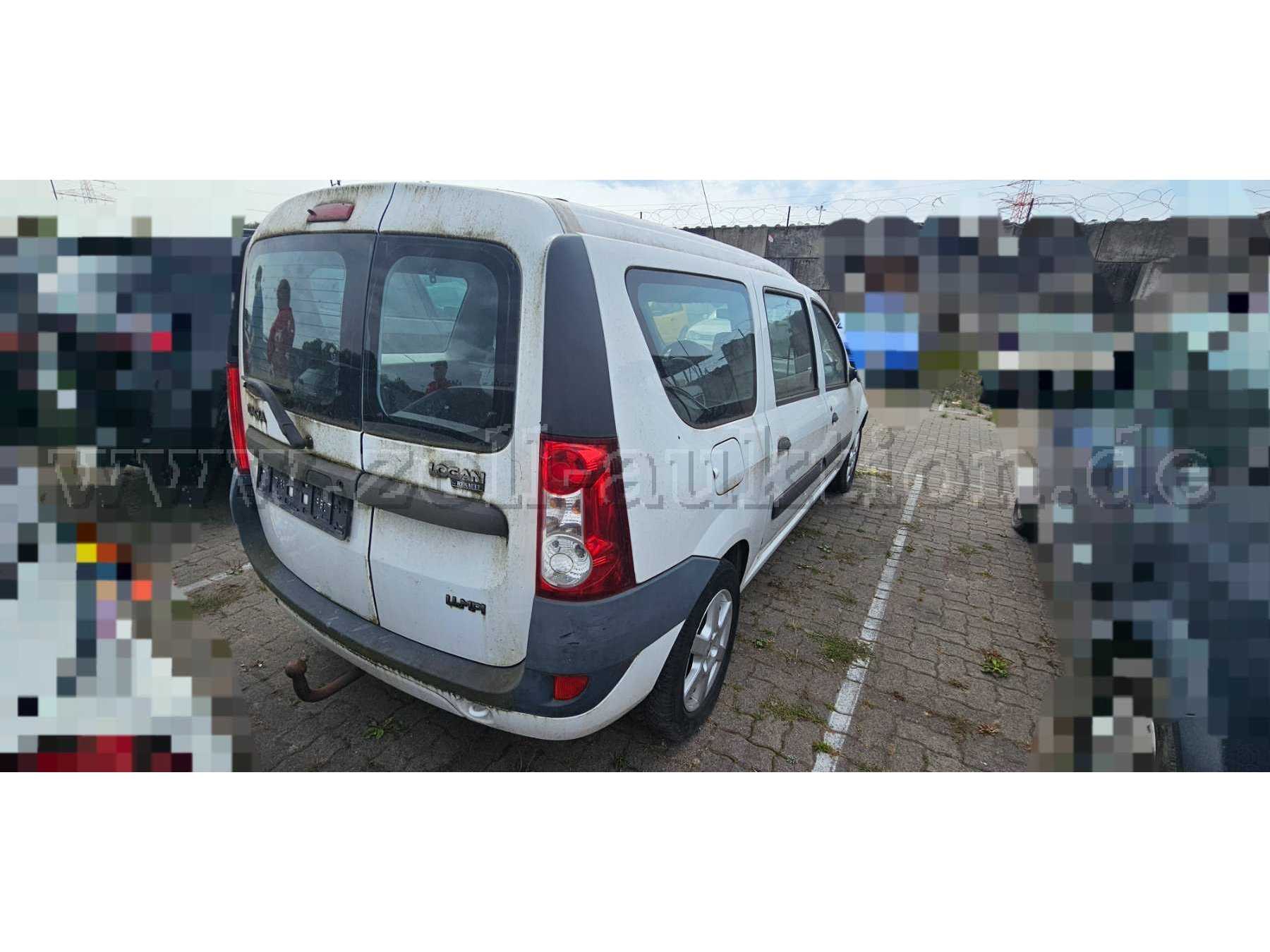 Heckansicht schräg