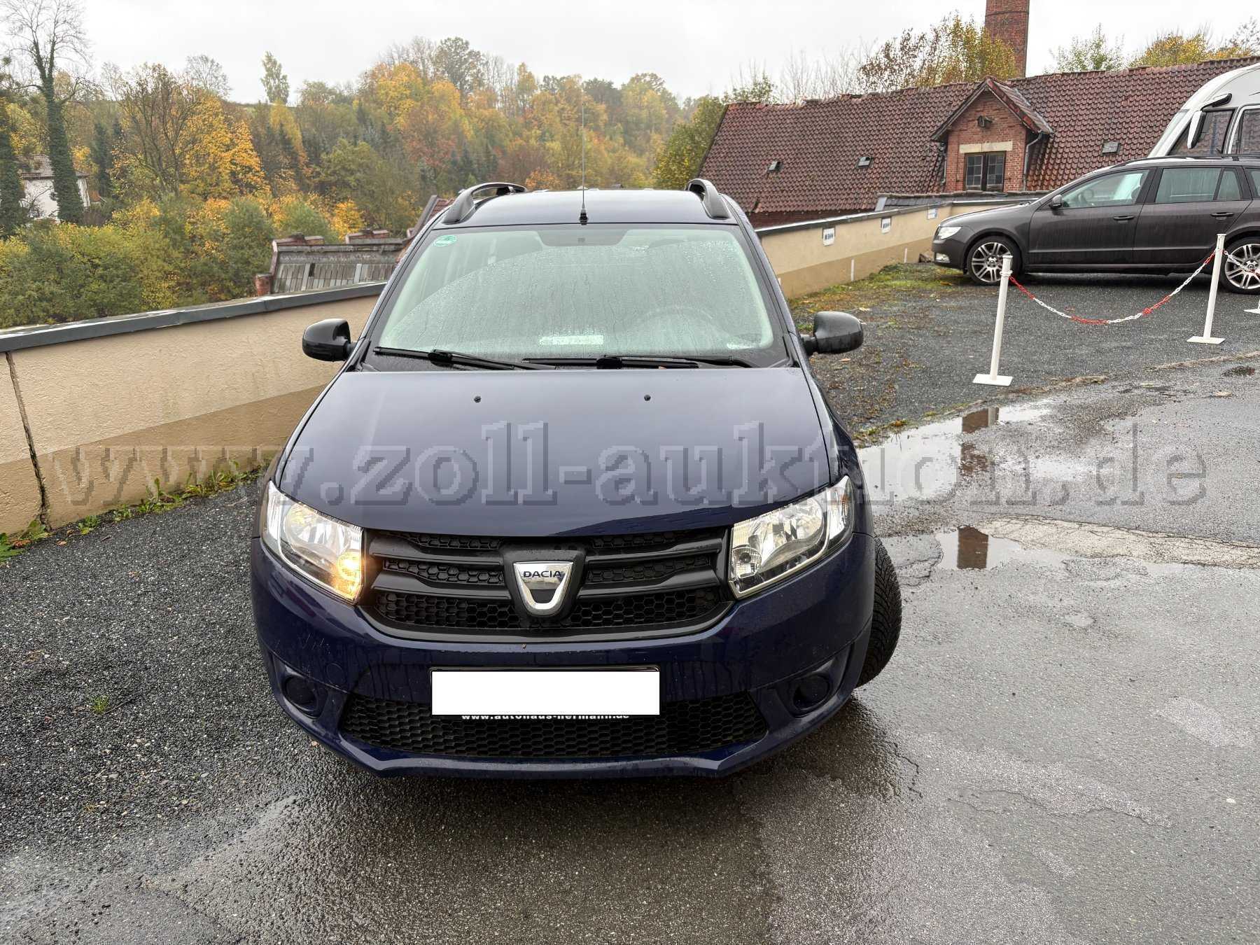 Frontansicht(linker Scheinwerfer muss getauscht werden)