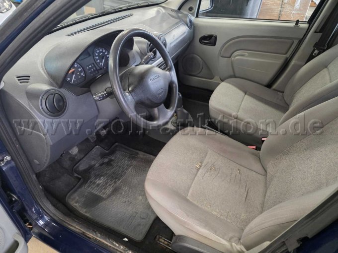 PKW Dacia Logan SD, Fahrerplatz Ansicht
