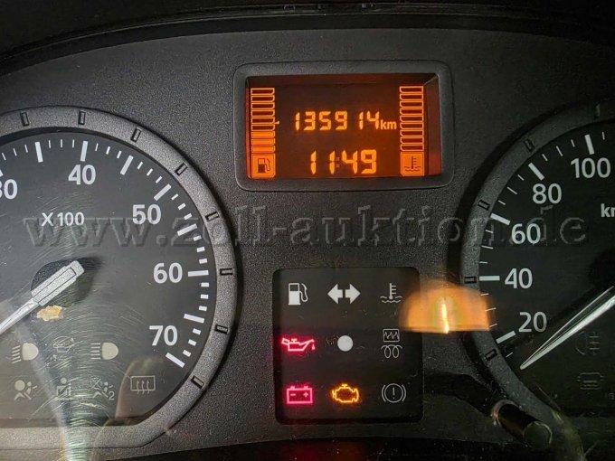 PKW Dacia Logan SD, Kilometerstand Ansicht