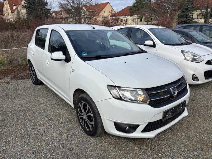 Frontansicht seitlich