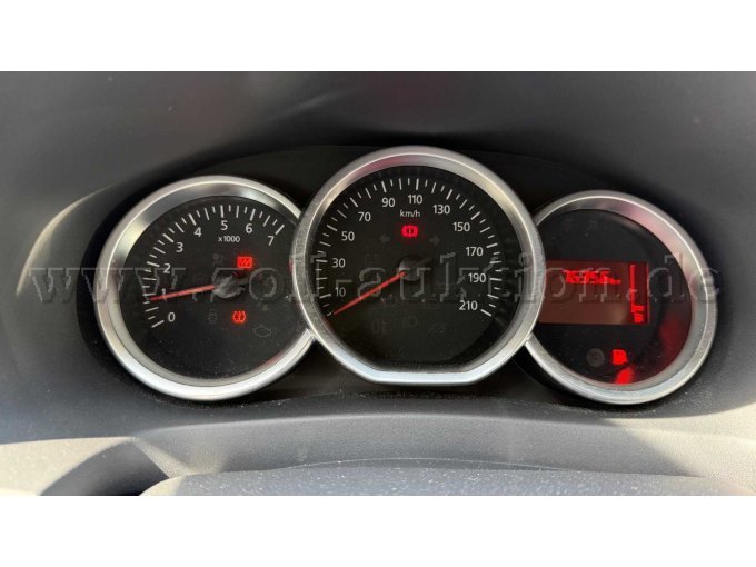 Tacho mit laufenden Motor