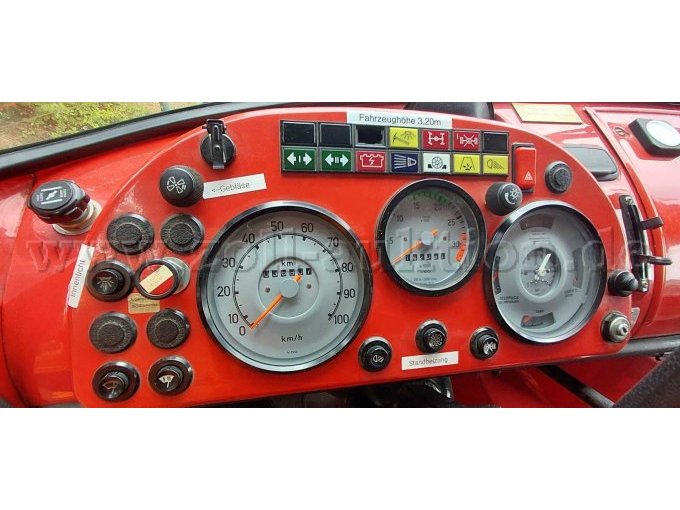 1 Daimler-Benz LAF 1113 B - LF 16-TS brandweerwagen – foto 6 – kavel bij Zoll-Auktion, Bischofswerda