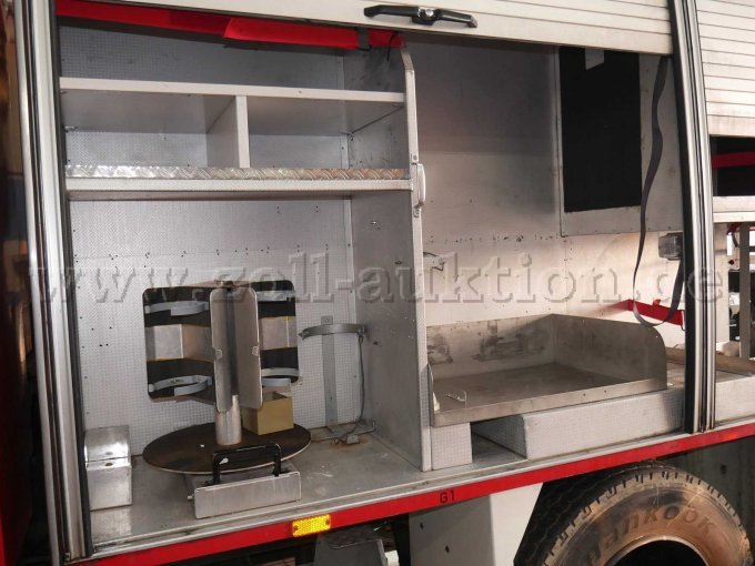 Geräteraum seitlich