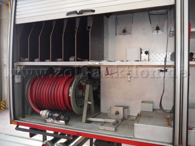 Geräteraum seitlich