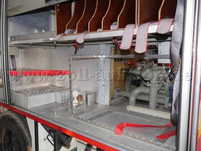 Geräteraum seitlich