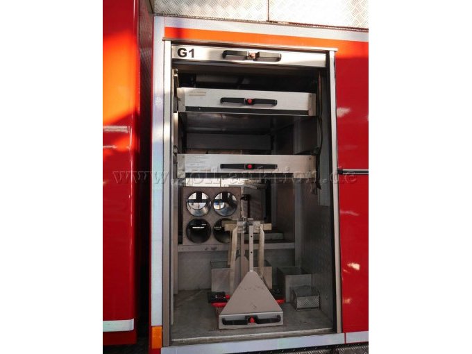 Geräteraum seitlich