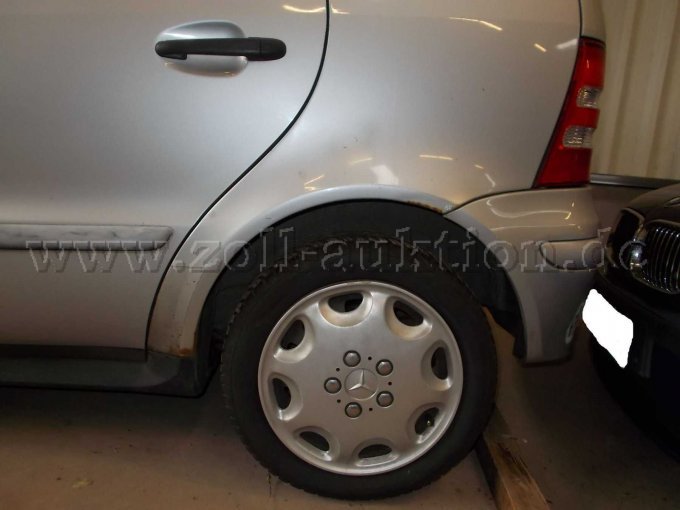 Linke hintere Seitenwand