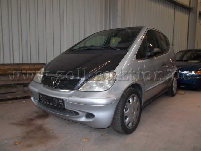 Ansicht von vorne links