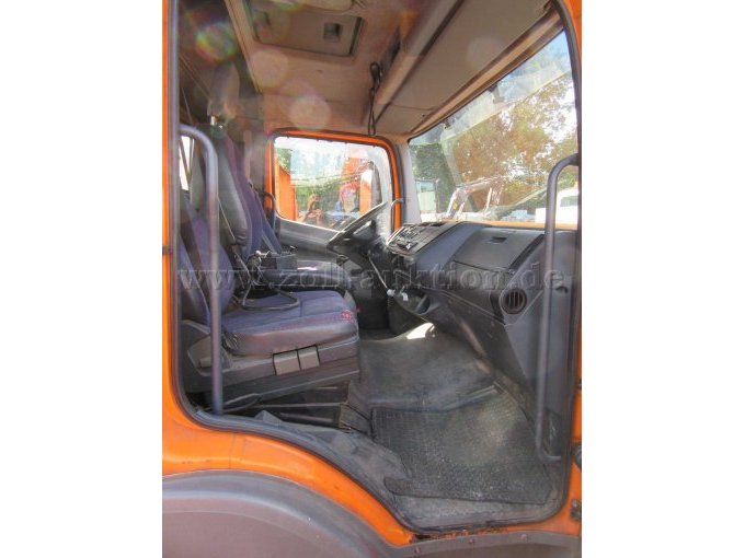 1 Daimler-Chrysler ( D ) LKW Kipper off. Kasten 972.02 – foto 4 – kavel bij Zoll-Auktion, Rheinberg
