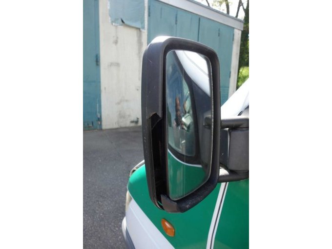 Außenspiegel Fahrerseite beschädigt