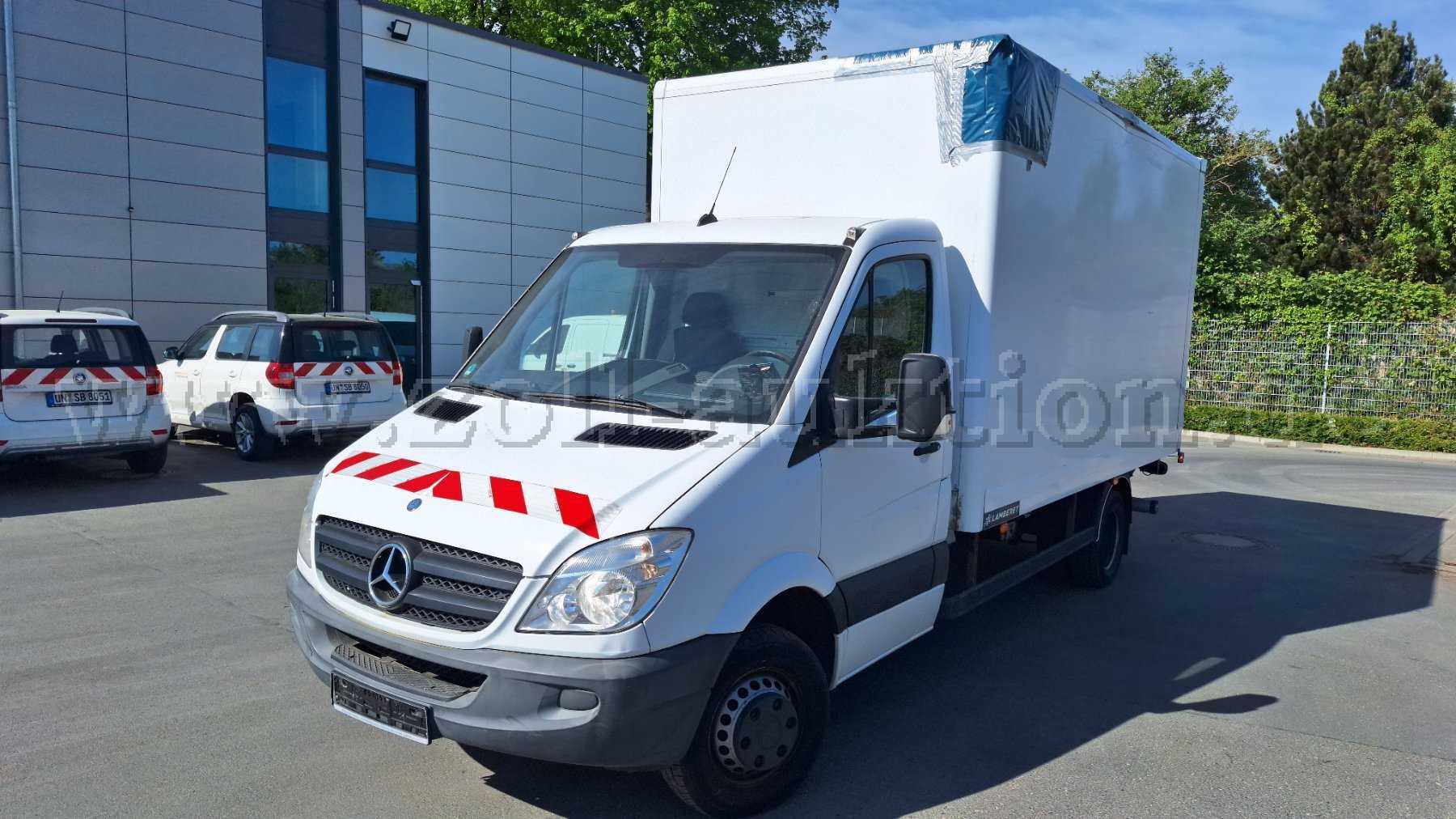 1 Daimler 516 CDI Sprinter caisse, hayon, avec dommages d'accident