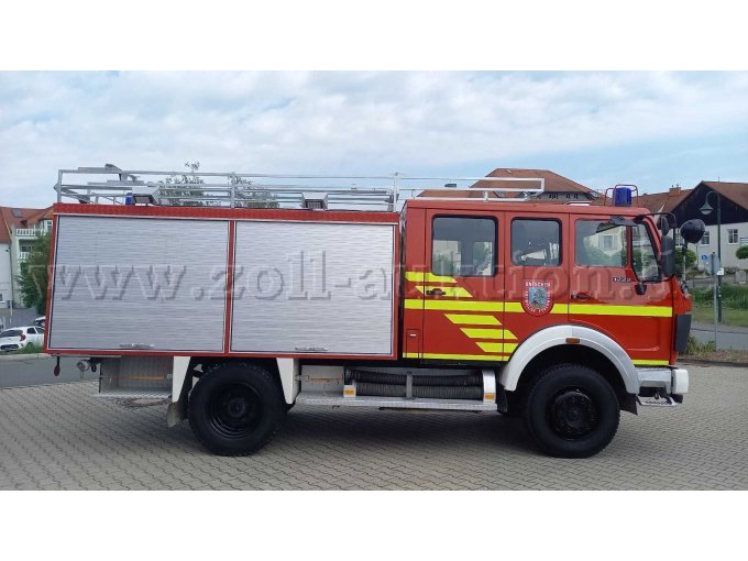 1 Daimler Benz brandweerwagen LF 16/12, opbouw Ziegler 1222AF, vierwielaandrijving – foto 9 – kavel bij Zoll-Auktion, Schmölln