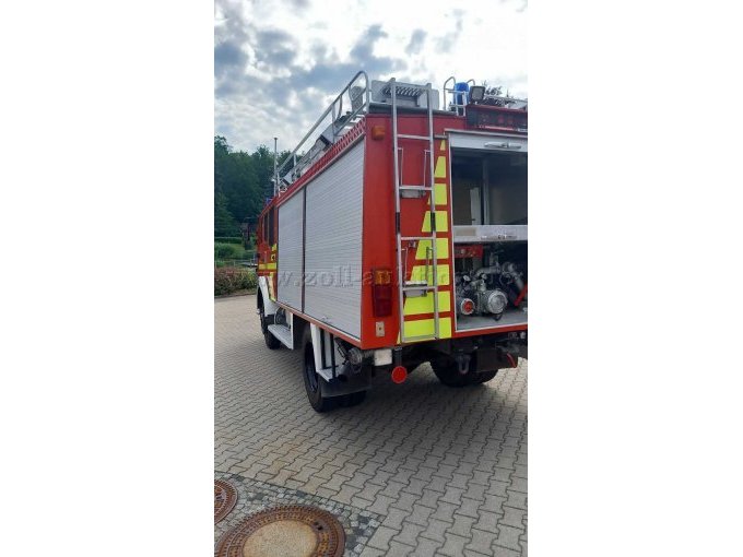 1 Daimler Benz brandweerwagen LF 16/12, opbouw Ziegler 1222AF, vierwielaandrijving – foto 7 – kavel bij Zoll-Auktion, Schmölln